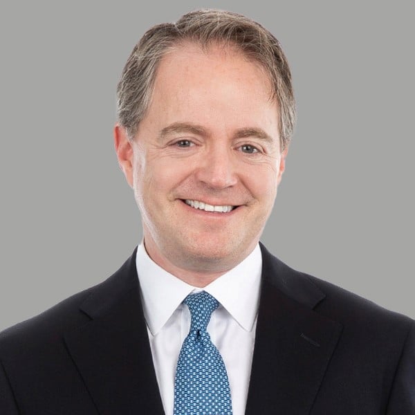 Erick Ellsweig is a Managing Director, a Wealth Management Advisor, Sports and Entertainment Advisor, and a leader of KM & Associates at Merrill.